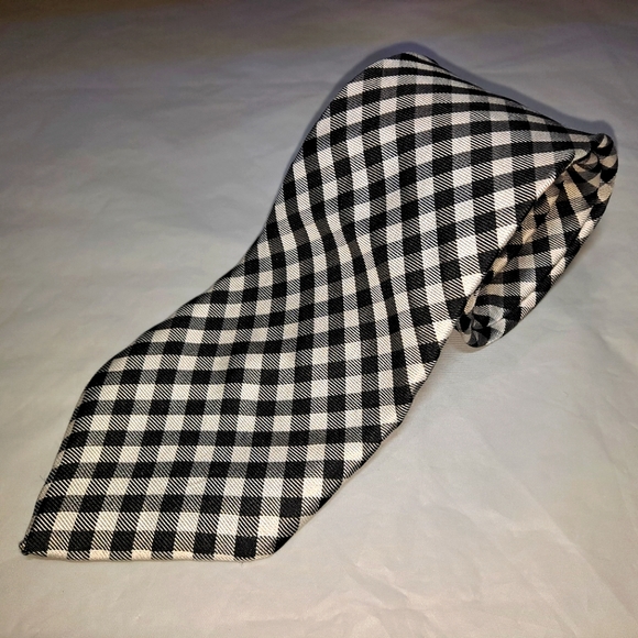 Chaps 💯 Silk Men's Necktie 57-60" x 3.5" Black/White Grid Pattern - Picture 1 of 9